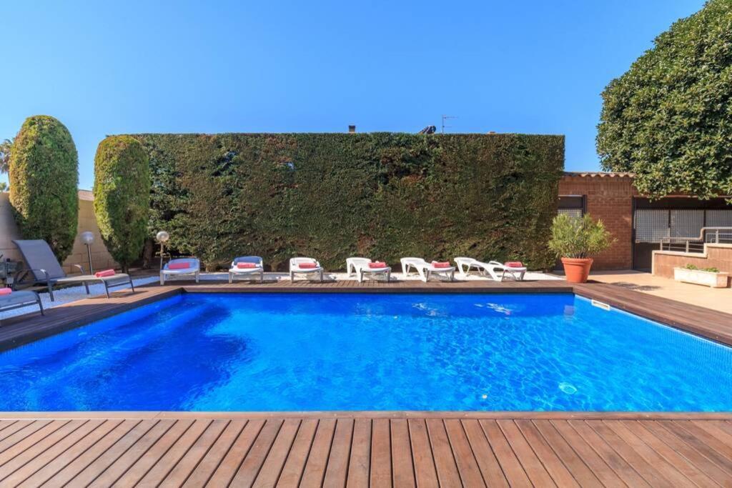 Villa Wine Experience Cambrils - Wine, Art & Games エクステリア 写真